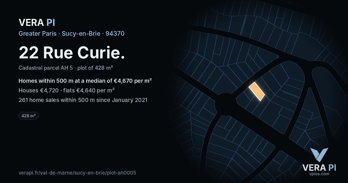 22 Rue Curie, Sucy-en-Brie at night – the plot lit, the parcels around coloured by the prices near them