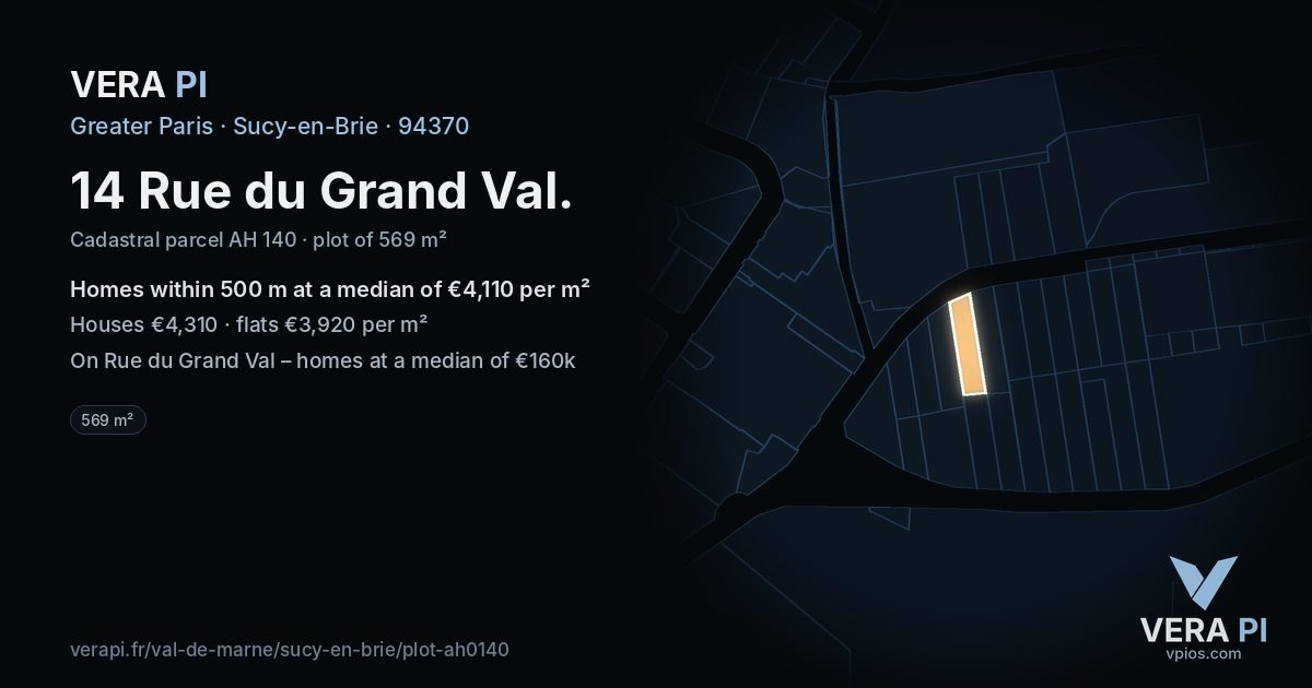 14 Rue du Grand Val, Sucy-en-Brie at night – the plot lit, the parcels around coloured by the prices near them