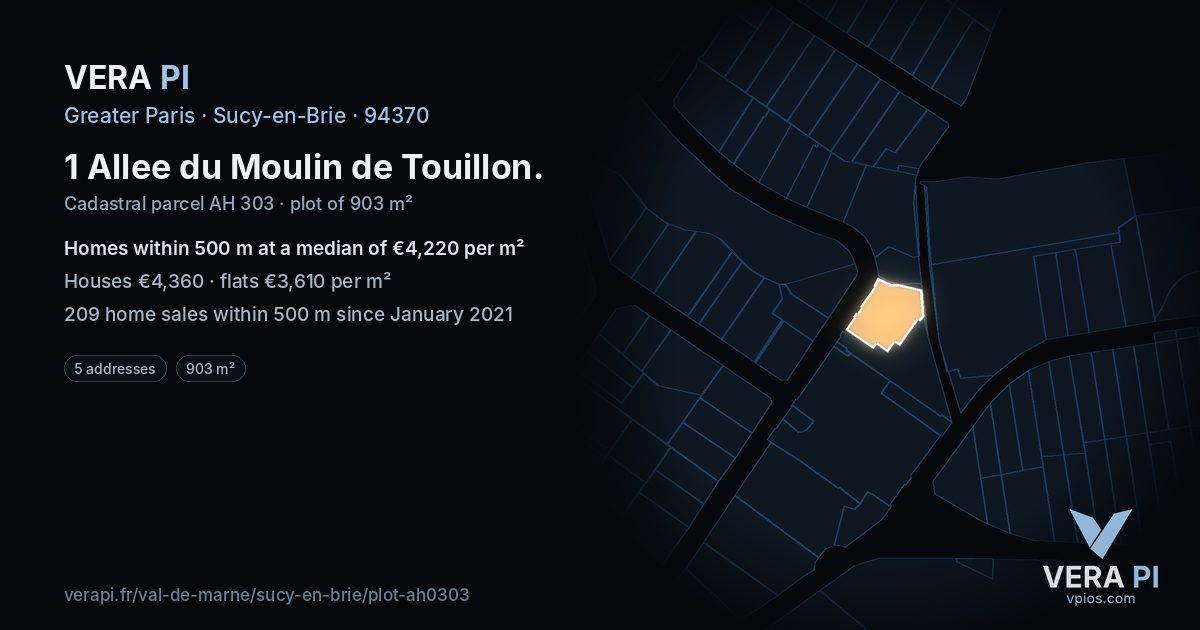 1 Allee du Moulin de Touillon, Sucy-en-Brie at night – the plot lit, the parcels around coloured by the prices near them