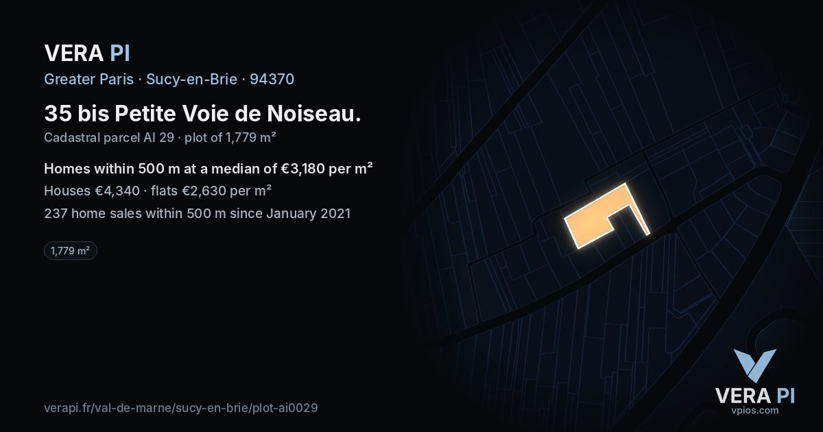 35 bis Petite Voie de Noiseau, Sucy-en-Brie at night – the plot lit, the parcels around coloured by the prices near them