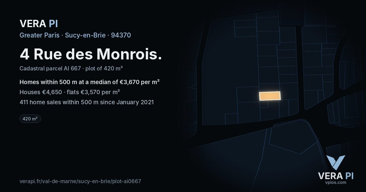 4 Rue des Monrois, Sucy-en-Brie at night – the plot lit, the parcels around coloured by the prices near them