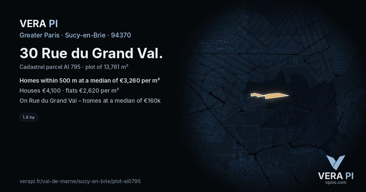 30 Rue du Grand Val, Sucy-en-Brie at night – the plot lit, the parcels around coloured by the prices near them