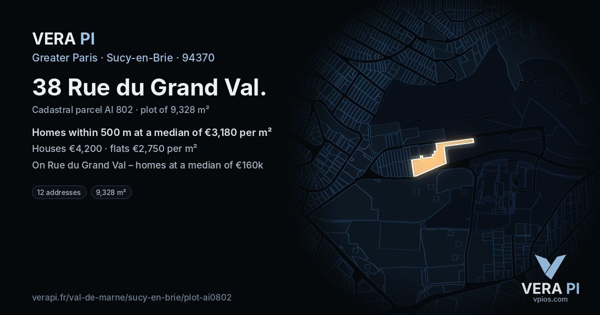38 Rue du Grand Val, Sucy-en-Brie at night – the plot lit, the parcels around coloured by the prices near them