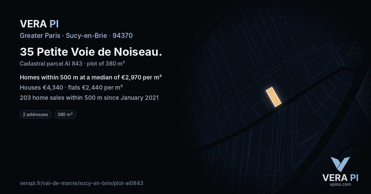 35 Petite Voie de Noiseau, Sucy-en-Brie at night – the plot lit, the parcels around coloured by the prices near them