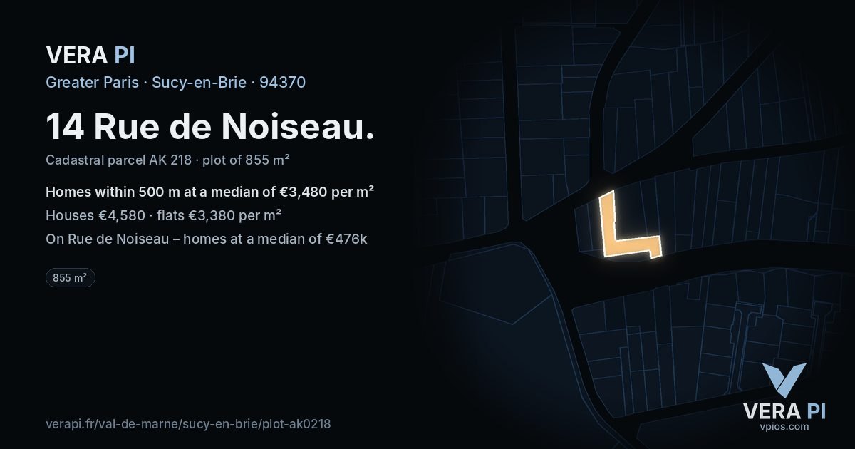 14 Rue de Noiseau, Sucy-en-Brie at night – the plot lit, the parcels around coloured by the prices near them