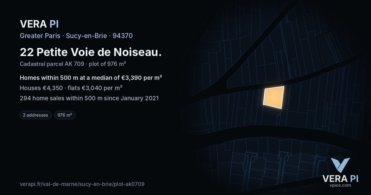 22 Petite Voie de Noiseau, Sucy-en-Brie at night – the plot lit, the parcels around coloured by the prices near them