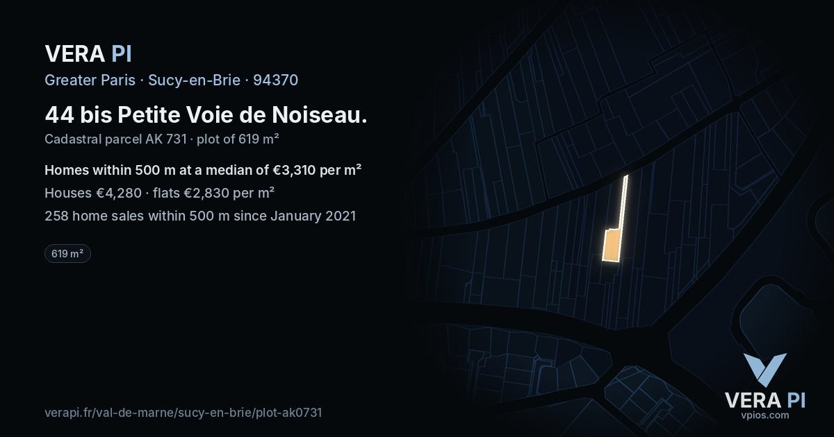44 bis Petite Voie de Noiseau, Sucy-en-Brie at night – the plot lit, the parcels around coloured by the prices near them