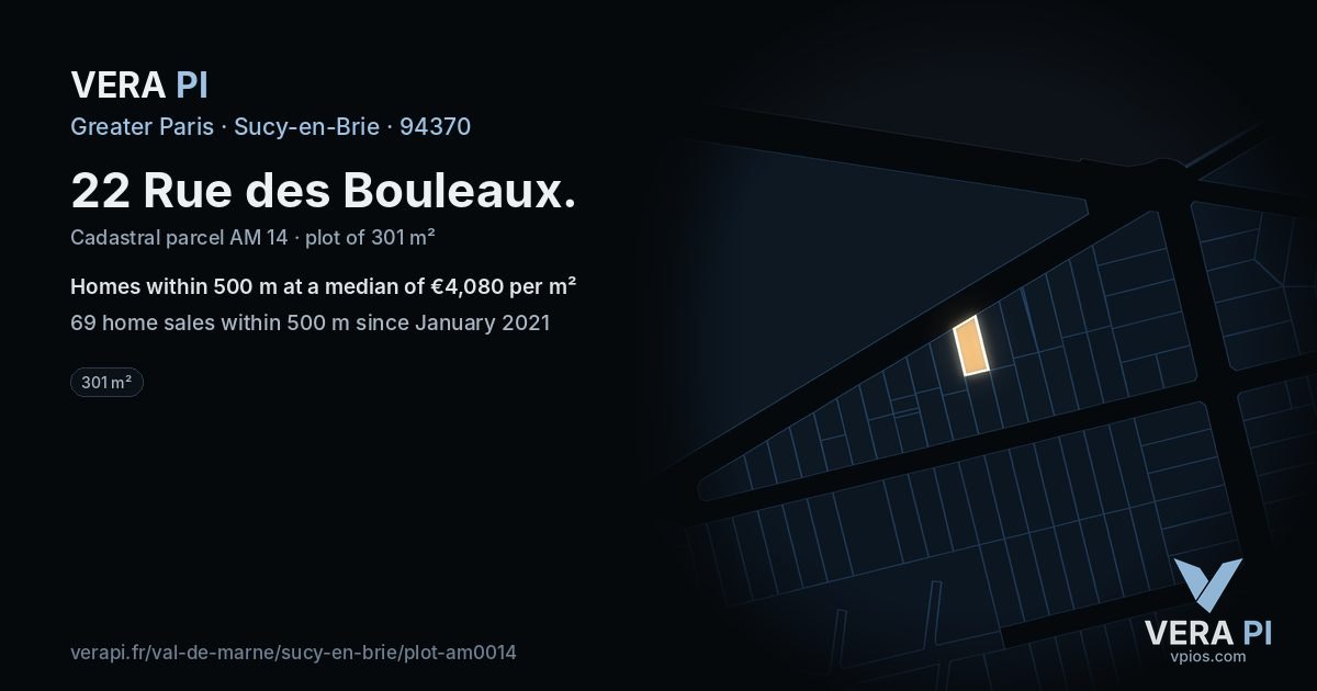 22 Rue des Bouleaux, Sucy-en-Brie at night – the plot lit, the parcels around coloured by the prices near them