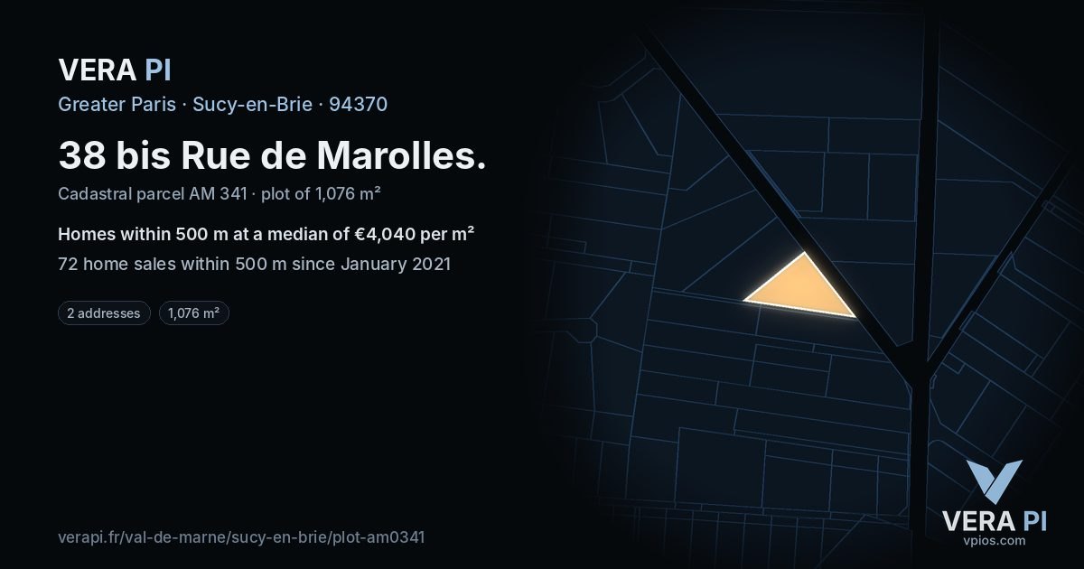 38 bis Rue de Marolles, Sucy-en-Brie at night – the plot lit, the parcels around coloured by the prices near them