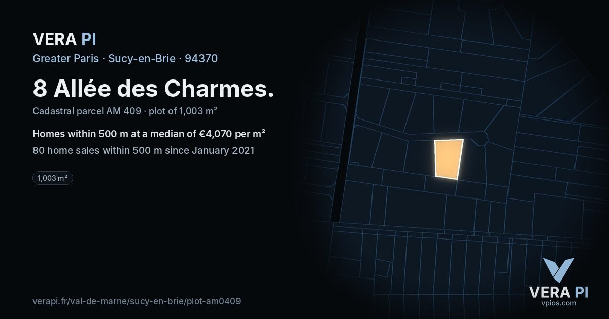 8 Allée des Charmes, Sucy-en-Brie at night – the plot lit, the parcels around coloured by the prices near them