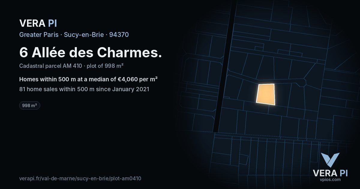 6 Allée des Charmes, Sucy-en-Brie at night – the plot lit, the parcels around coloured by the prices near them