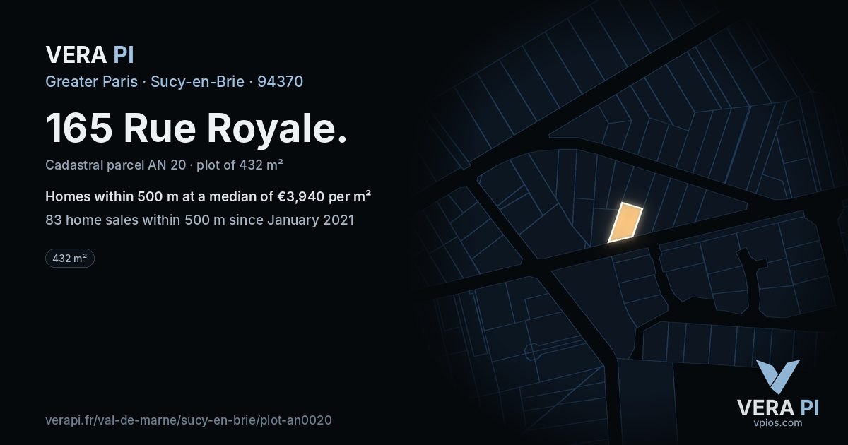 165 Rue Royale, Sucy-en-Brie at night – the plot lit, the parcels around coloured by the prices near them