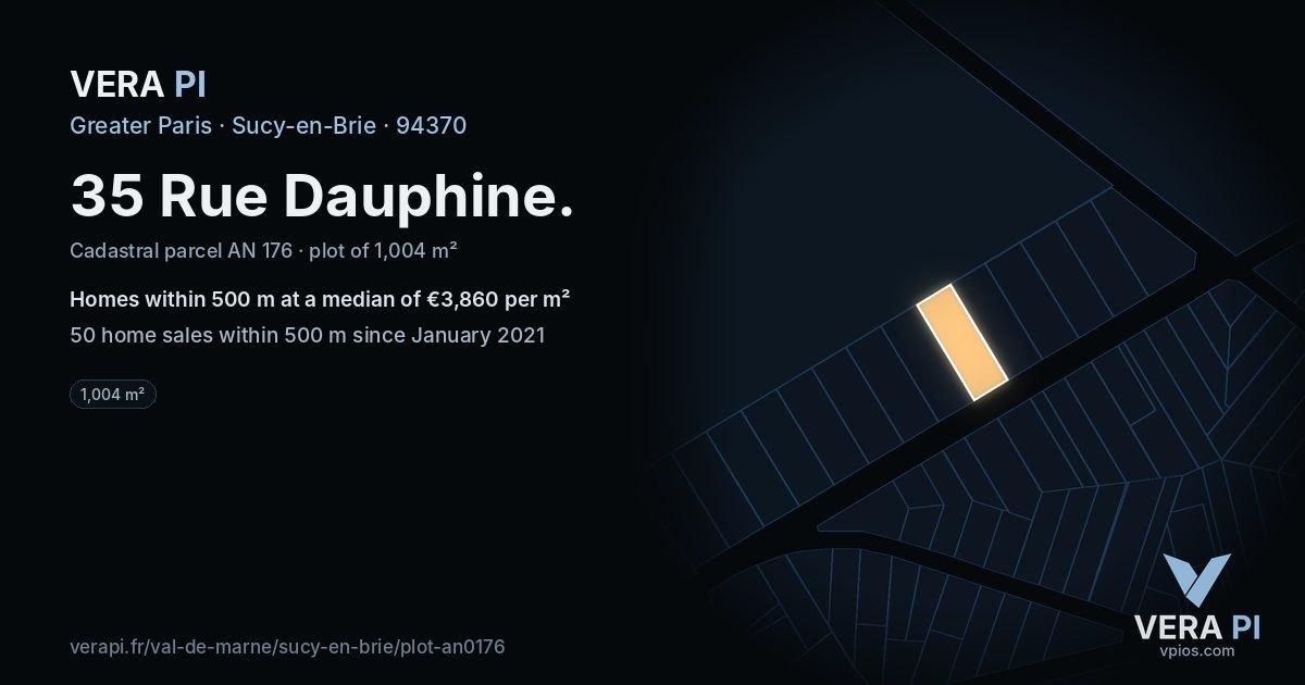 35 Rue Dauphine, Sucy-en-Brie at night – the plot lit, the parcels around coloured by the prices near them