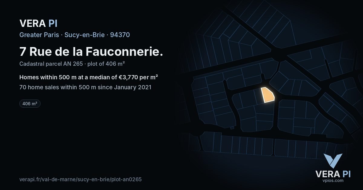 7 Rue de la Fauconnerie, Sucy-en-Brie at night – the plot lit, the parcels around coloured by the prices near them
