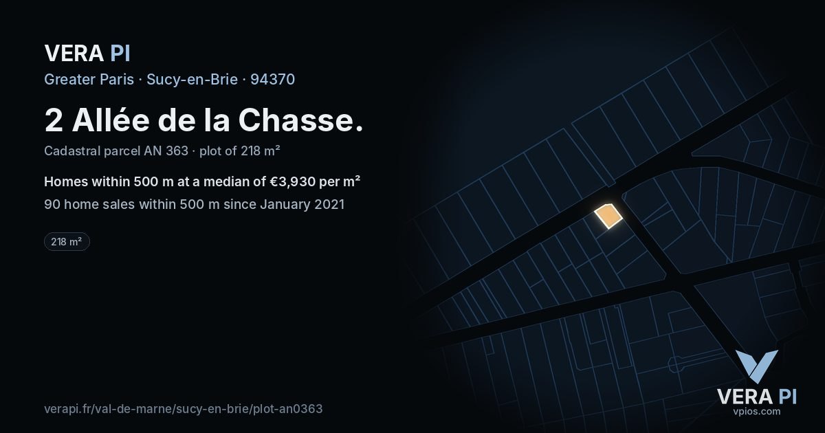 2 Allée de la Chasse, Sucy-en-Brie at night – the plot lit, the parcels around coloured by the prices near them