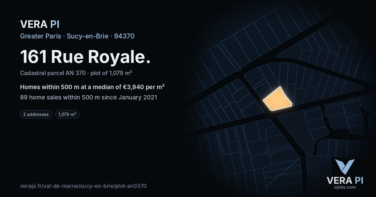 161 Rue Royale, Sucy-en-Brie at night – the plot lit, the parcels around coloured by the prices near them