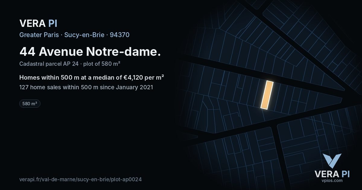 44 Avenue Notre-dame, Sucy-en-Brie at night – the plot lit, the parcels around coloured by the prices near them