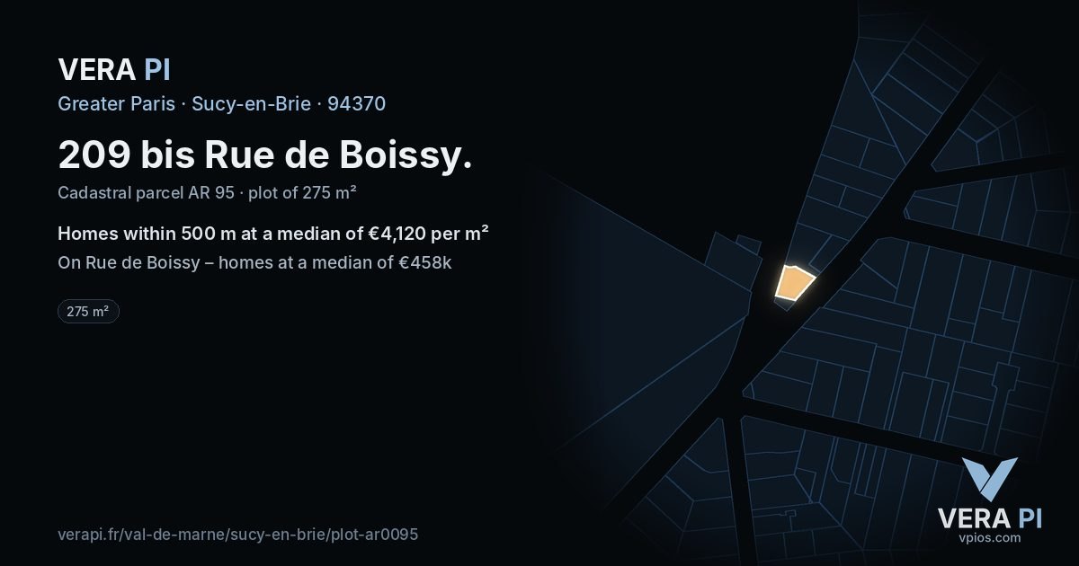 209 bis Rue de Boissy, Sucy-en-Brie at night – the plot lit, the parcels around coloured by the prices near them
