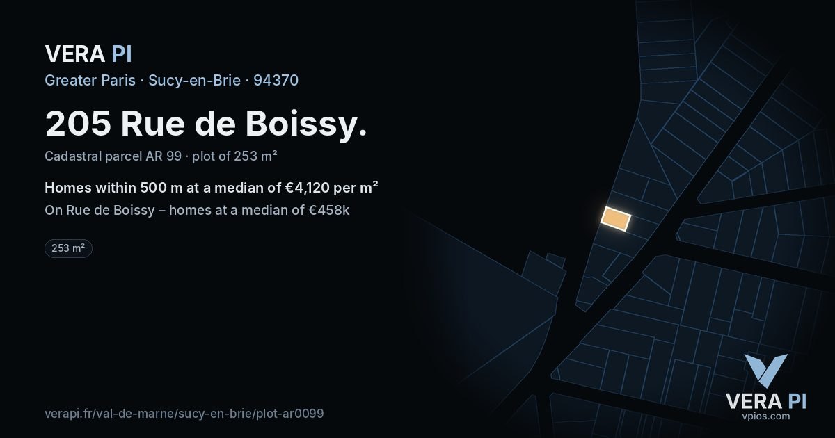205 Rue de Boissy, Sucy-en-Brie at night – the plot lit, the parcels around coloured by the prices near them