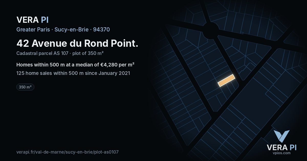 42 Avenue du Rond Point, Sucy-en-Brie at night – the plot lit, the parcels around coloured by the prices near them
