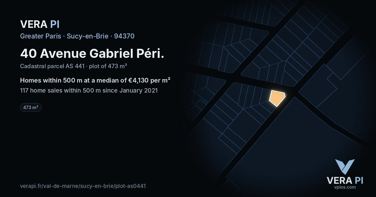 40 Avenue Gabriel Péri, Sucy-en-Brie at night – the plot lit, the parcels around coloured by the prices near them