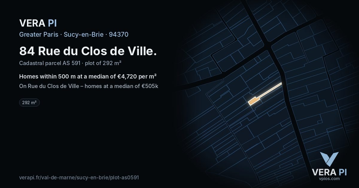 84 Rue du Clos de Ville, Sucy-en-Brie at night – the plot lit, the parcels around coloured by the prices near them