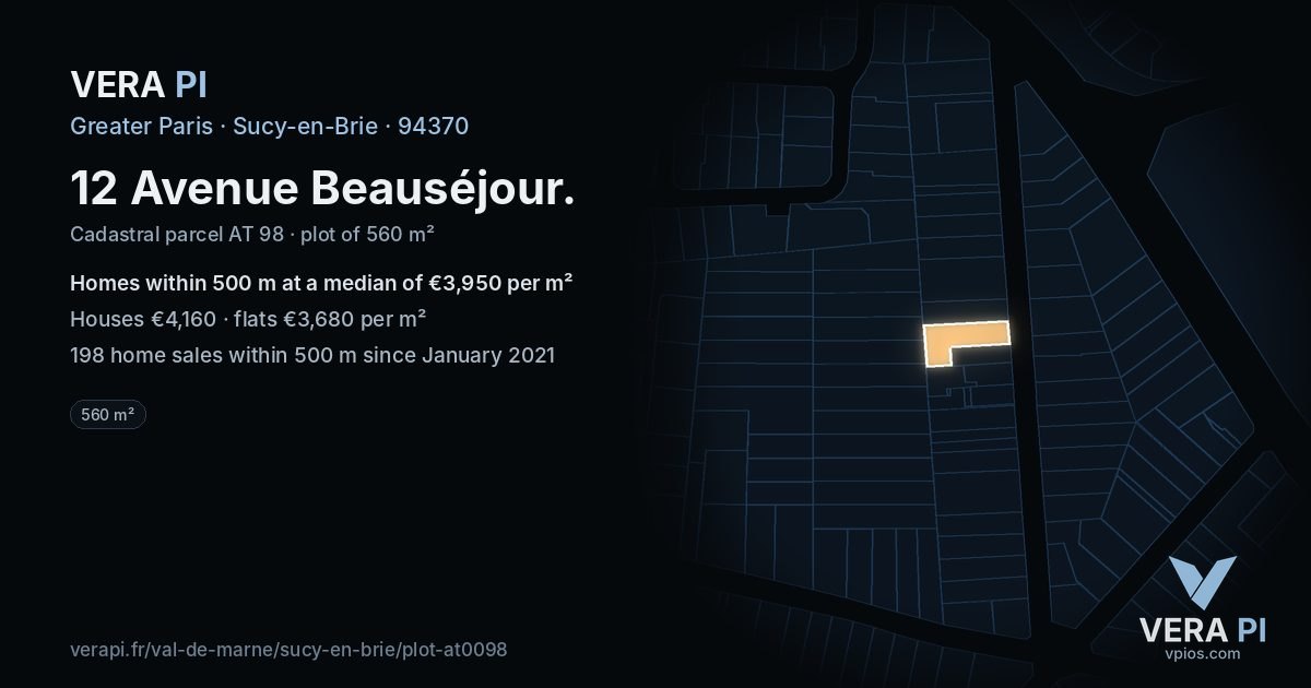 12 Avenue Beauséjour, Sucy-en-Brie at night – the plot lit, the parcels around coloured by the prices near them