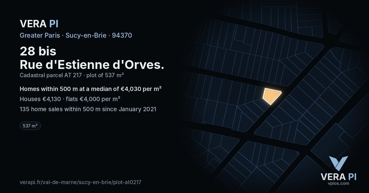 28 bis Rue d'Estienne d'Orves, Sucy-en-Brie at night – the plot lit, the parcels around coloured by the prices near them