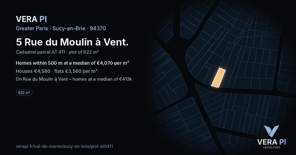 5 Rue du Moulin à Vent, Sucy-en-Brie at night – the plot lit, the parcels around coloured by the prices near them
