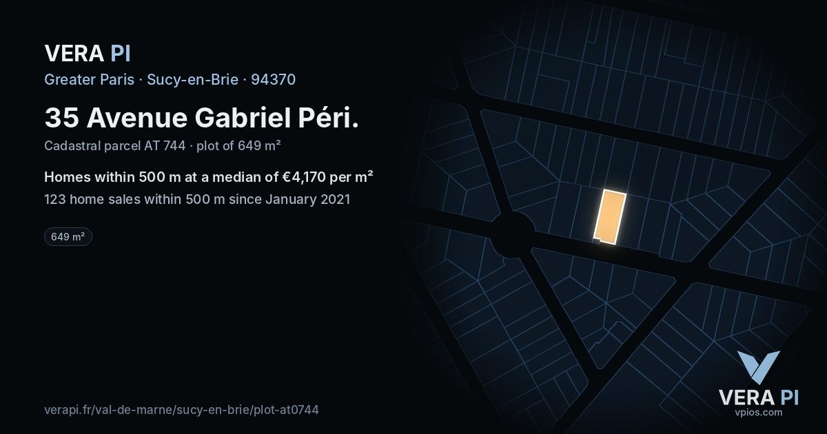 35 Avenue Gabriel Péri, Sucy-en-Brie at night – the plot lit, the parcels around coloured by the prices near them