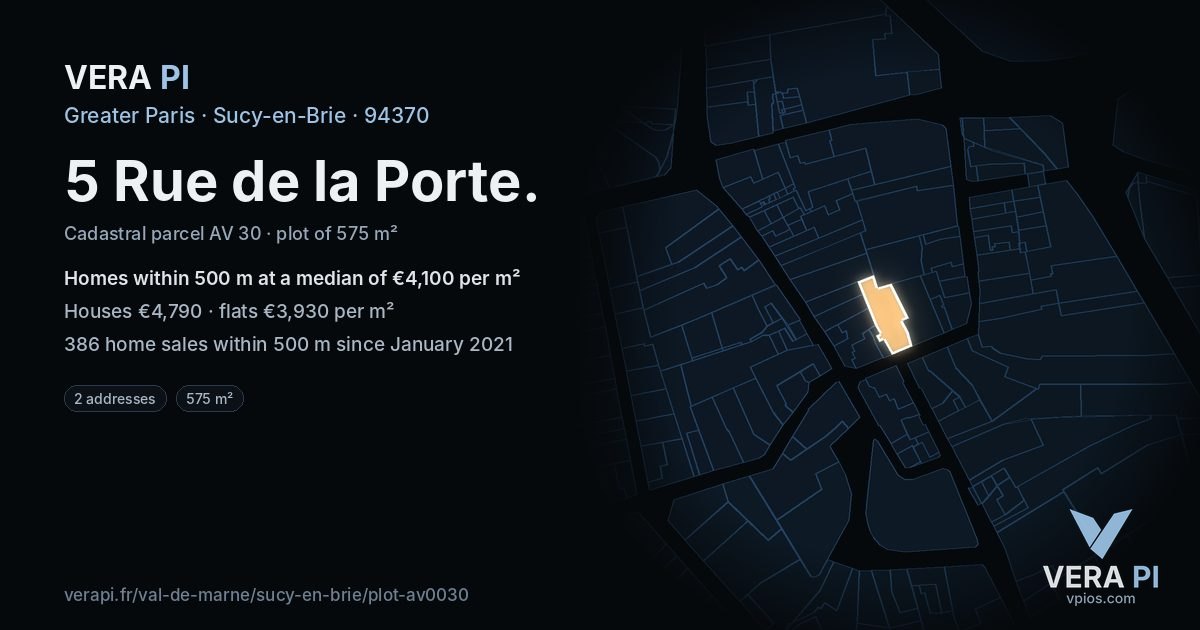 5 Rue de la Porte, Sucy-en-Brie at night – the plot lit, the parcels around coloured by the prices near them