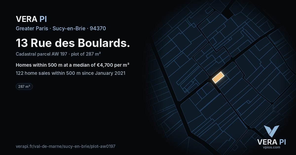 13 Rue des Boulards, Sucy-en-Brie at night – the plot lit, the parcels around coloured by the prices near them