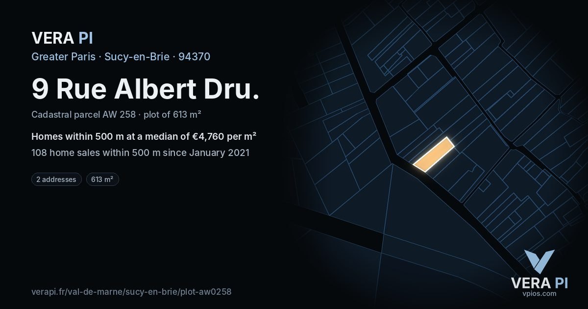 9 Rue Albert Dru, Sucy-en-Brie at night – the plot lit, the parcels around coloured by the prices near them
