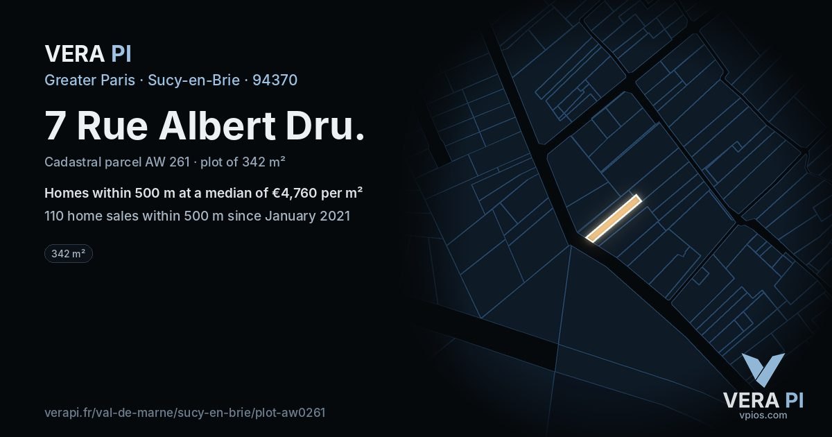 7 Rue Albert Dru, Sucy-en-Brie at night – the plot lit, the parcels around coloured by the prices near them