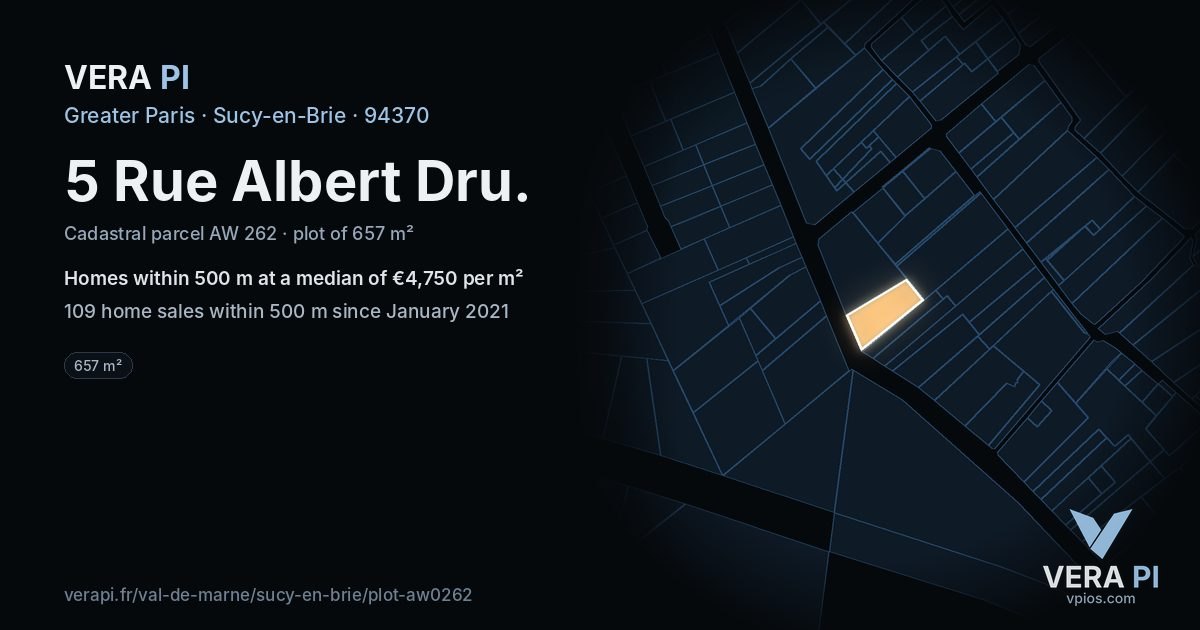 5 Rue Albert Dru, Sucy-en-Brie at night – the plot lit, the parcels around coloured by the prices near them