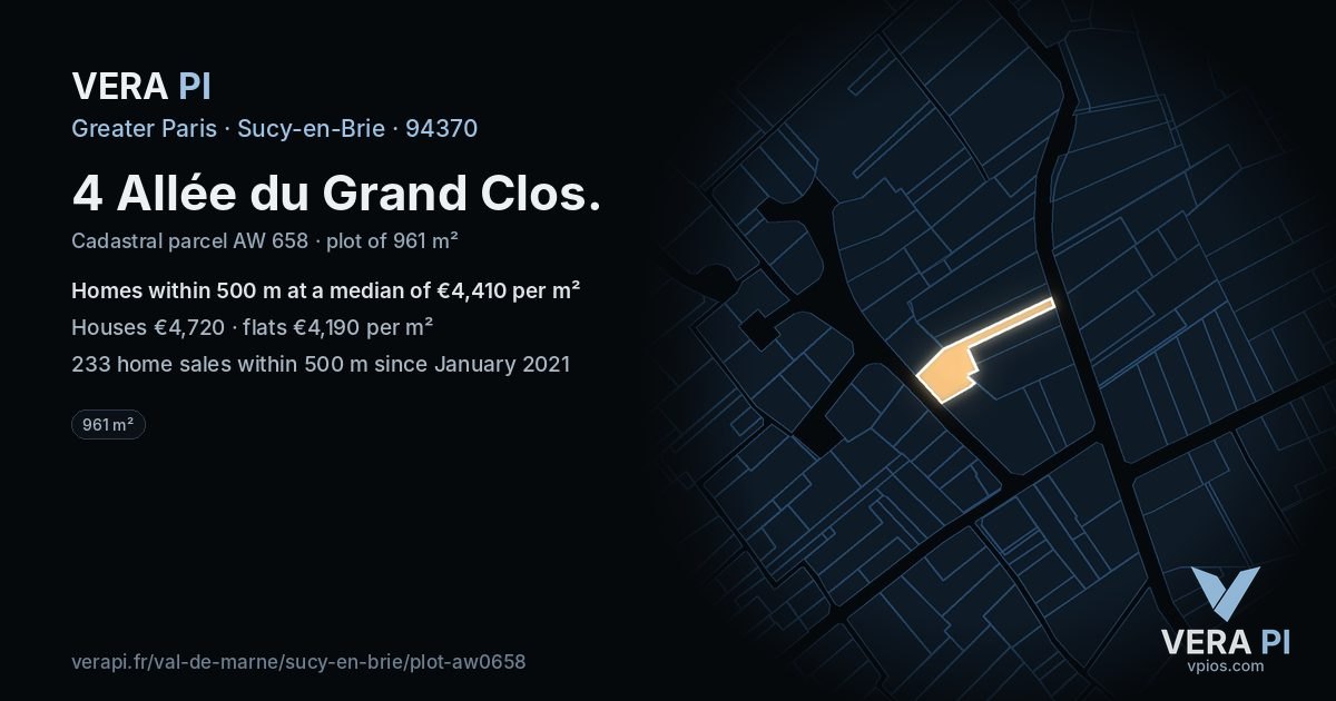 4 Allée du Grand Clos, Sucy-en-Brie at night – the plot lit, the parcels around coloured by the prices near them