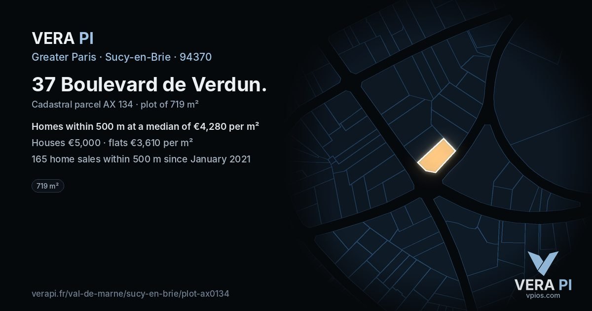 37 Boulevard de Verdun, Sucy-en-Brie at night – the plot lit, the parcels around coloured by the prices near them