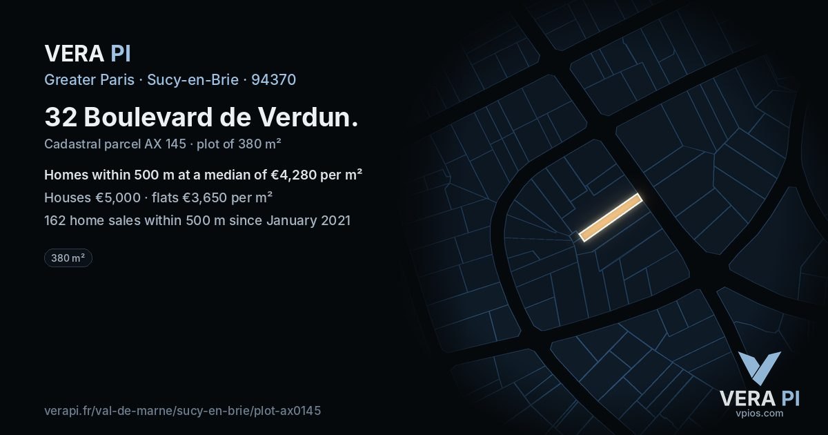 32 Boulevard de Verdun, Sucy-en-Brie at night – the plot lit, the parcels around coloured by the prices near them