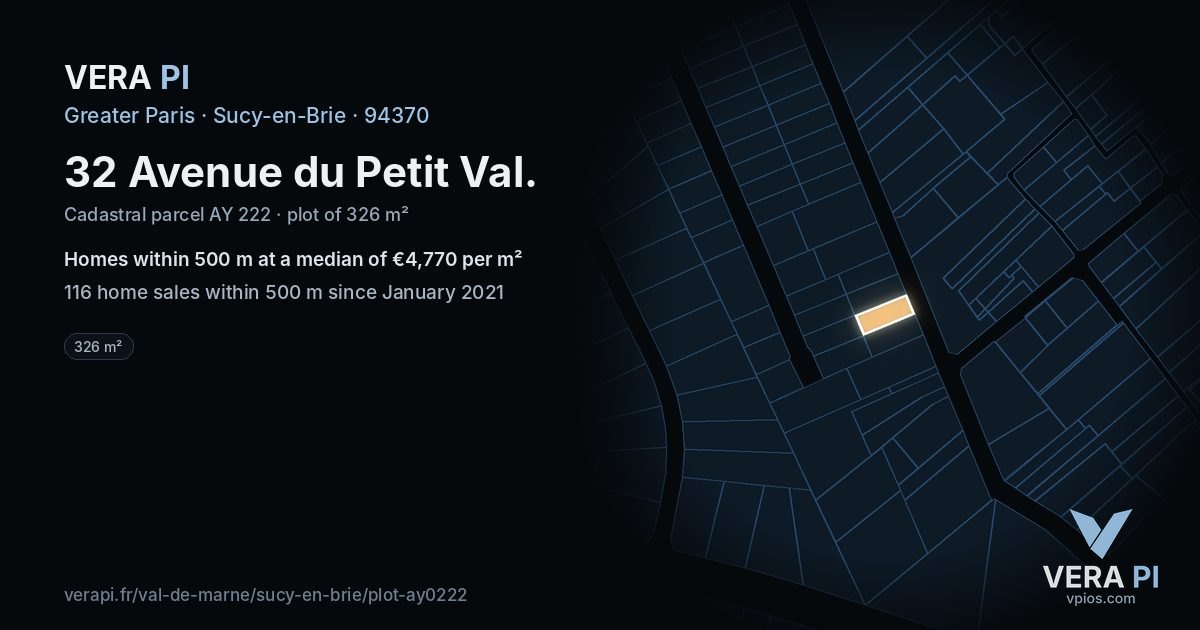 32 Avenue du Petit Val, Sucy-en-Brie at night – the plot lit, the parcels around coloured by the prices near them