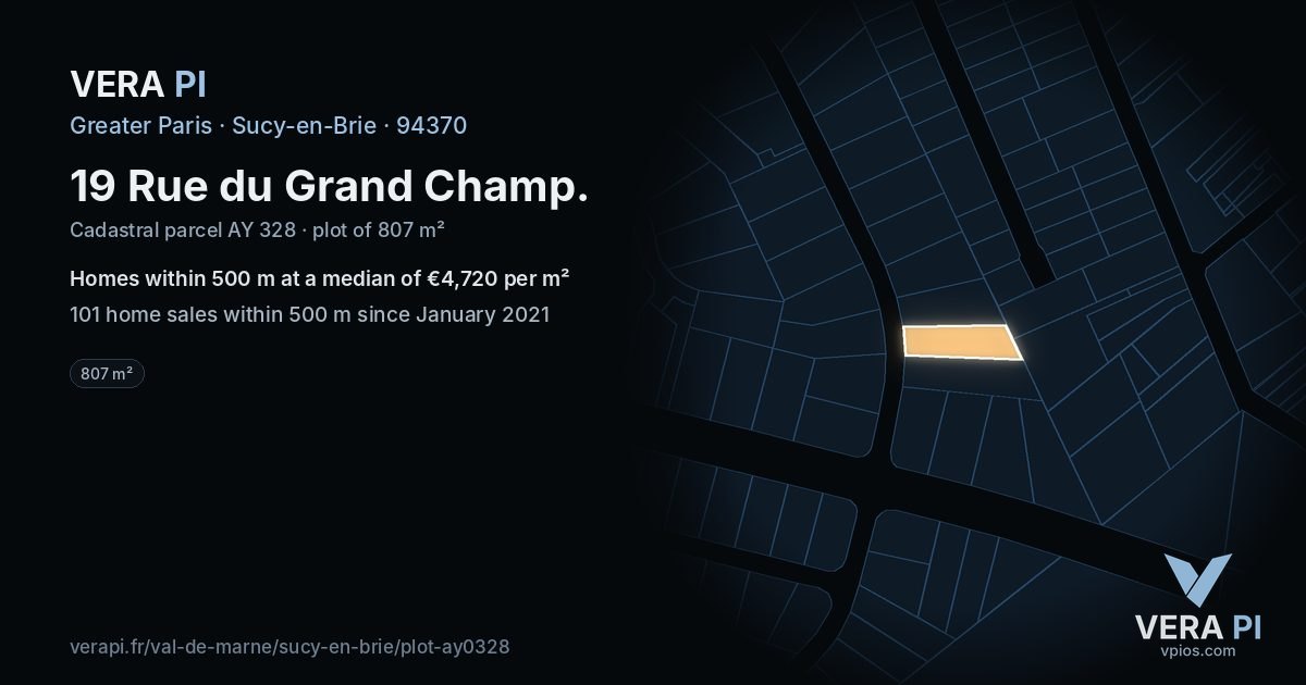 19 Rue du Grand Champ, Sucy-en-Brie at night – the plot lit, the parcels around coloured by the prices near them