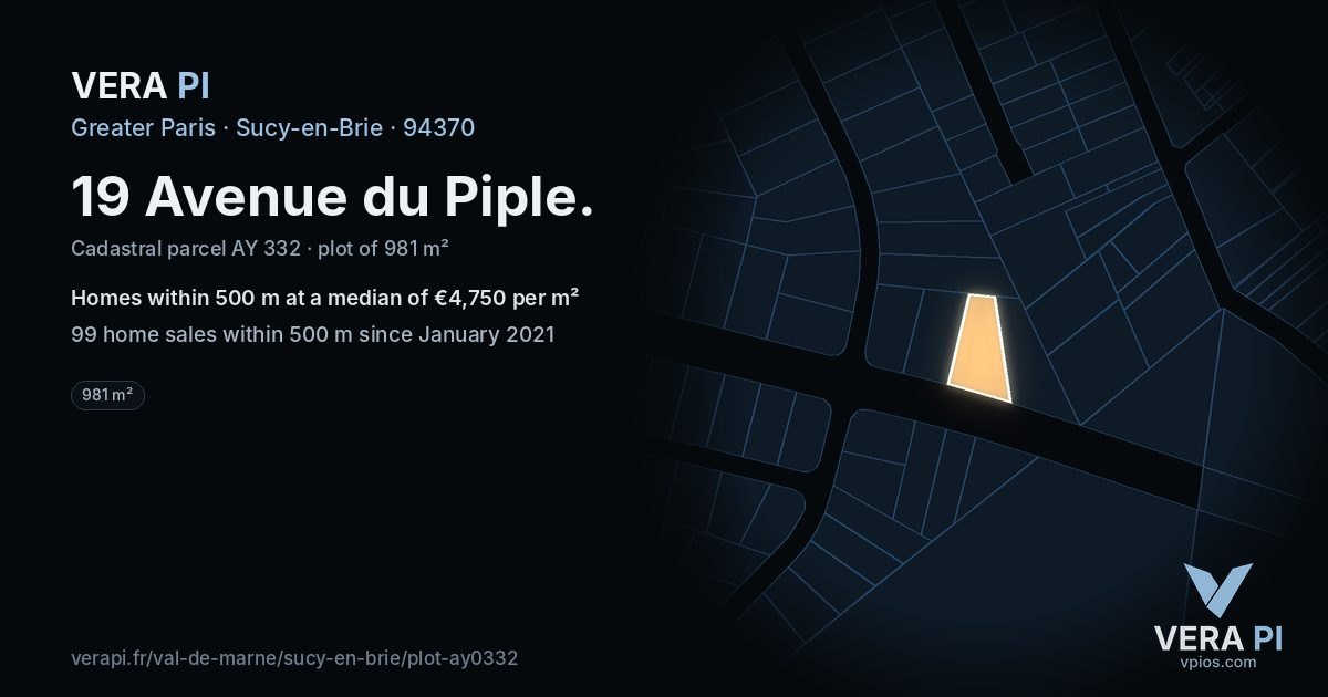 19 Avenue du Piple, Sucy-en-Brie at night – the plot lit, the parcels around coloured by the prices near them