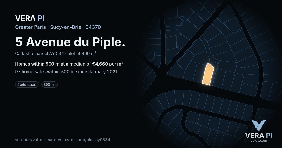 5 Avenue du Piple, Sucy-en-Brie at night – the plot lit, the parcels around coloured by the prices near them