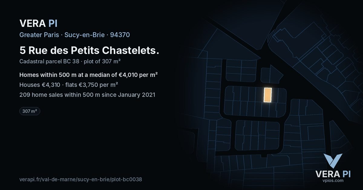 5 Rue des Petits Chastelets, Sucy-en-Brie at night – the plot lit, the parcels around coloured by the prices near them