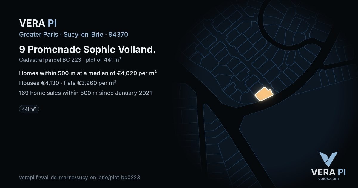 9 Promenade Sophie Volland, Sucy-en-Brie at night – the plot lit, the parcels around coloured by the prices near them