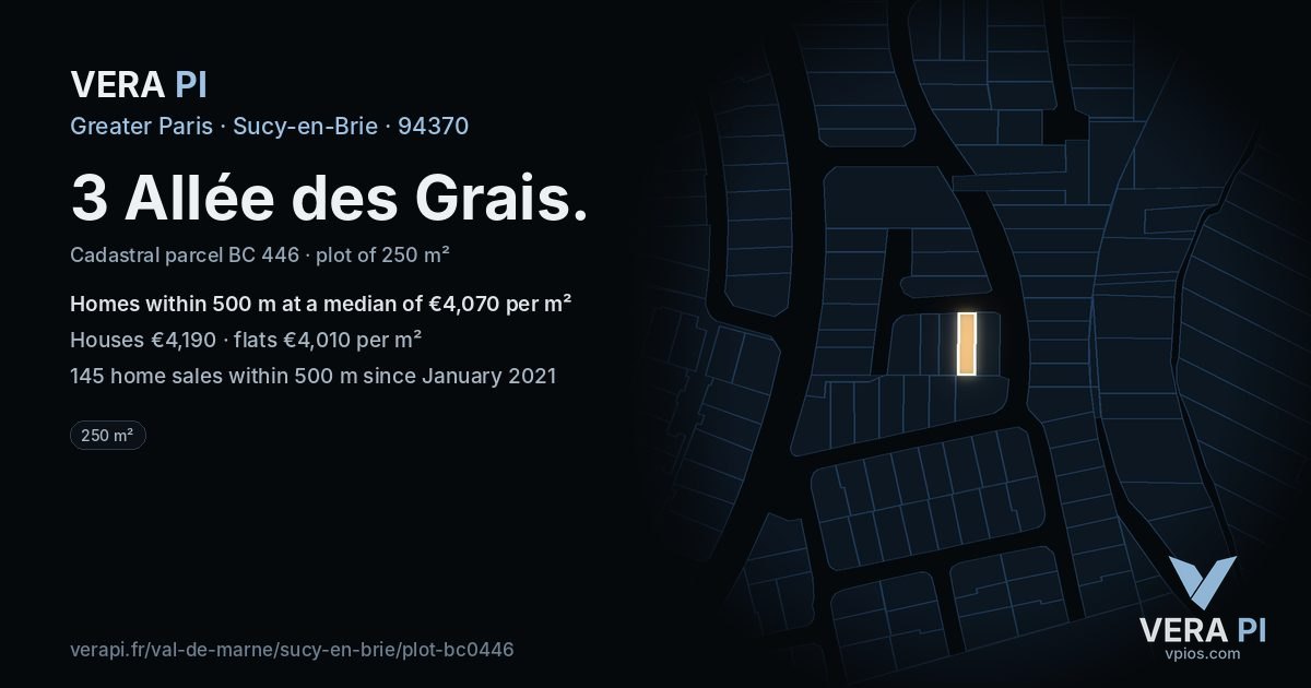 3 Allée des Grais, Sucy-en-Brie at night – the plot lit, the parcels around coloured by the prices near them