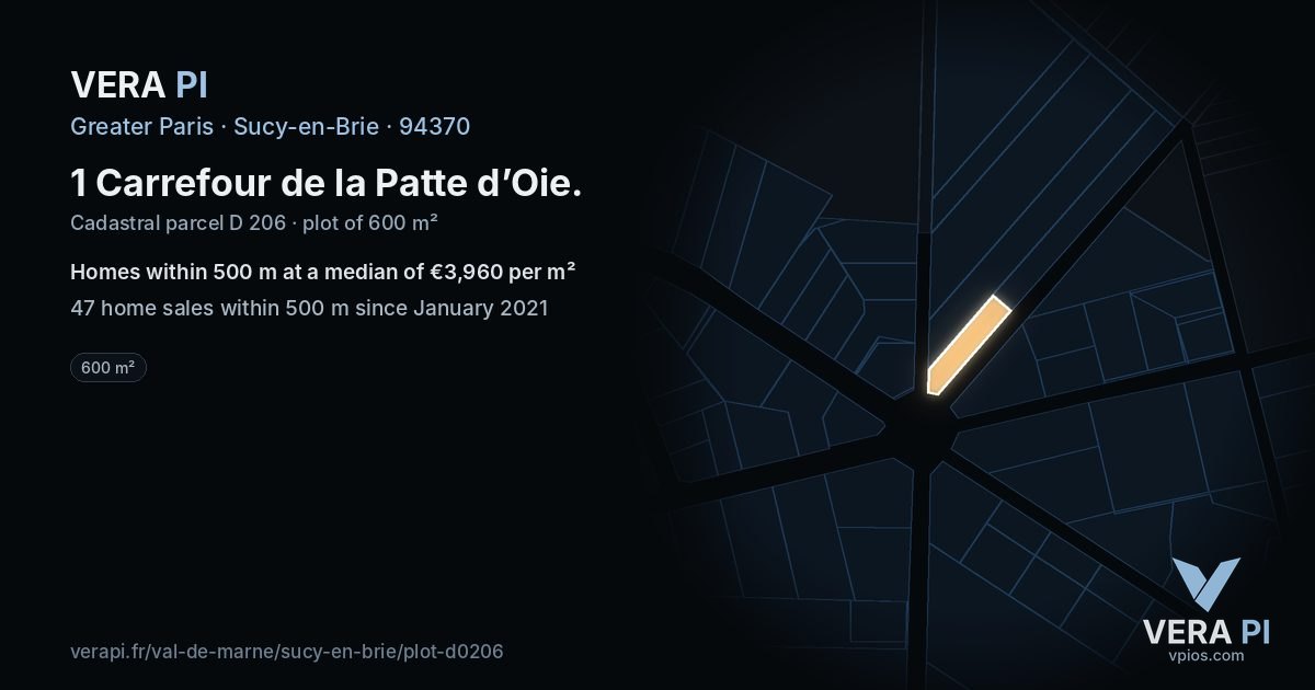 1 Carrefour de la Patte d’Oie, Sucy-en-Brie at night – the plot lit, the parcels around coloured by the prices near them