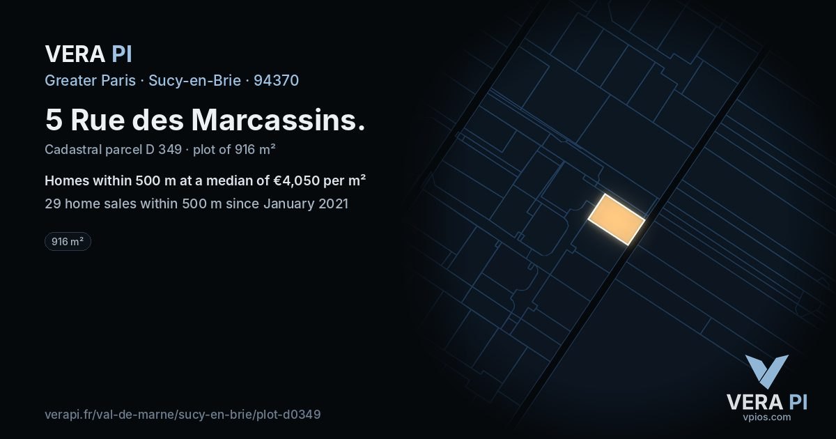 5 Rue des Marcassins, Sucy-en-Brie at night – the plot lit, the parcels around coloured by the prices near them