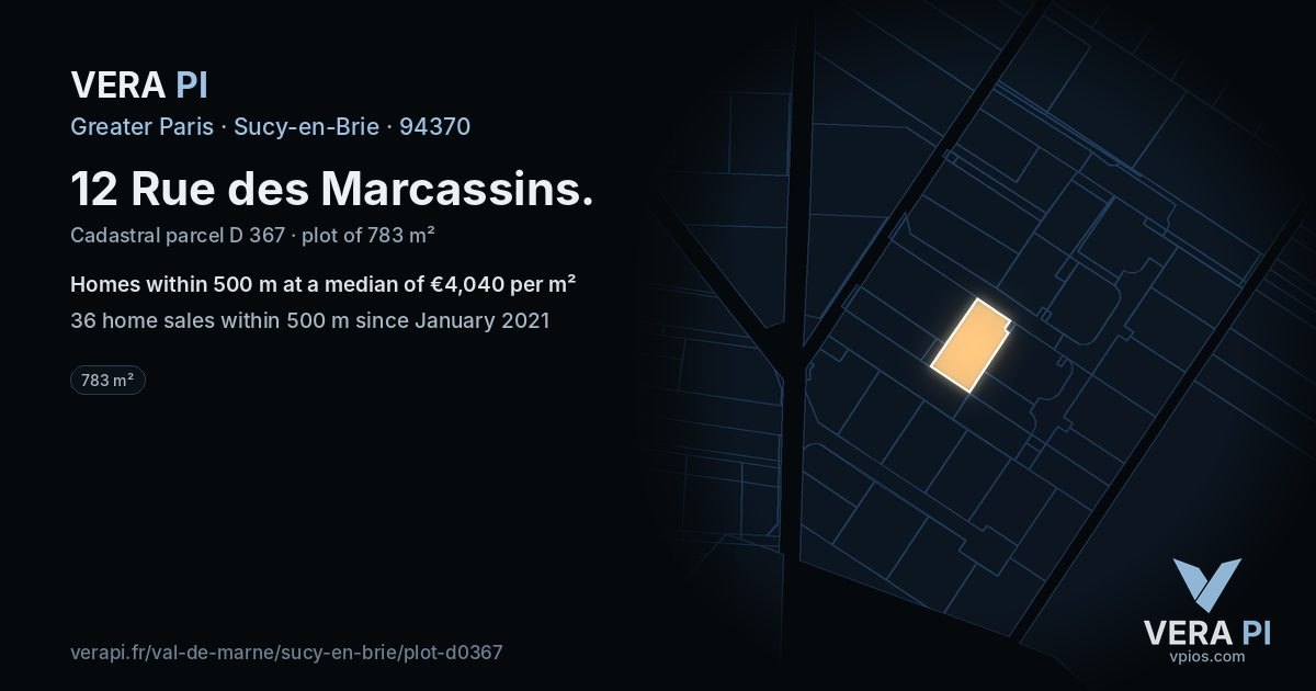 12 Rue des Marcassins, Sucy-en-Brie at night – the plot lit, the parcels around coloured by the prices near them