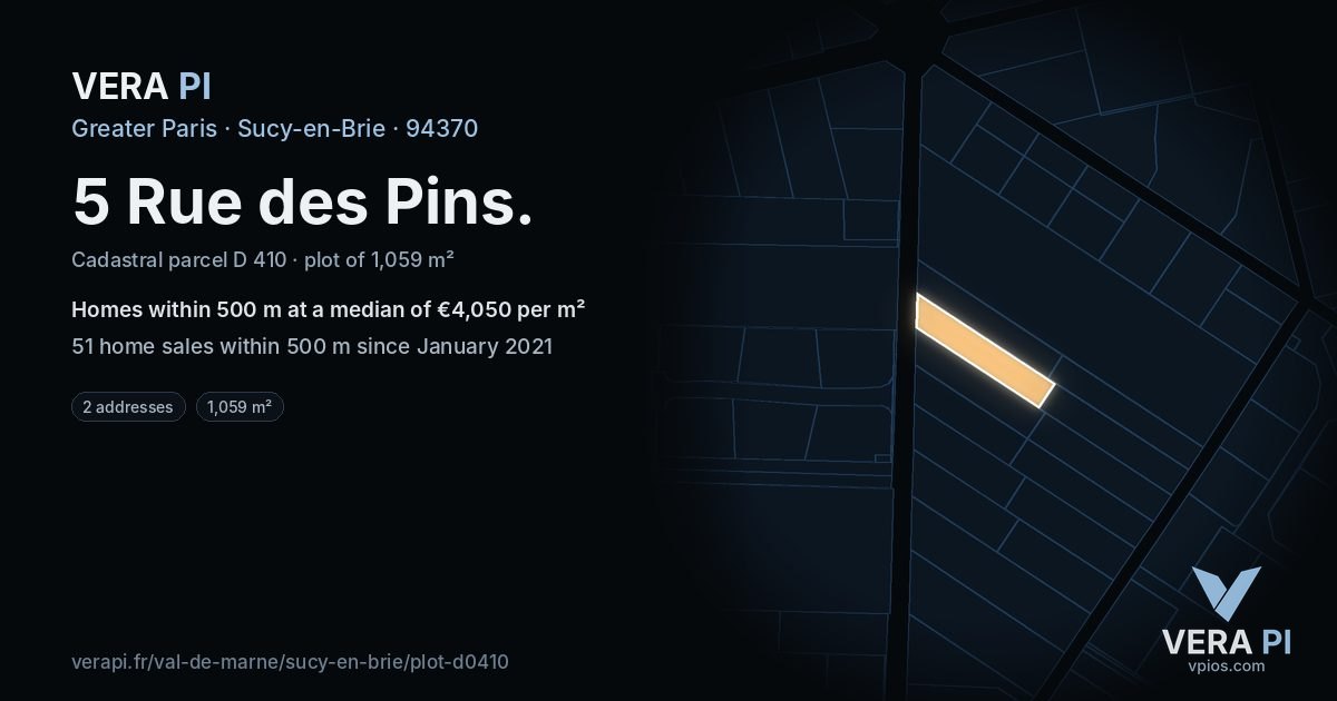 5 Rue des Pins, Sucy-en-Brie at night – the plot lit, the parcels around coloured by the prices near them