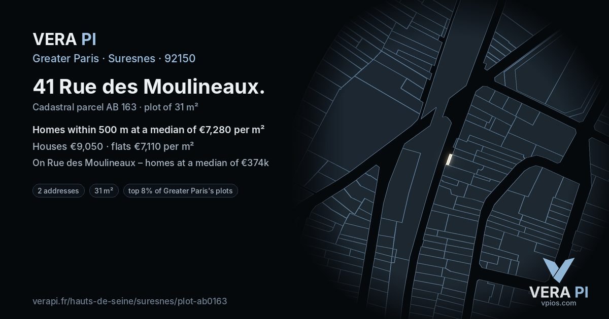 41 Rue des Moulineaux, Suresnes at night – the plot lit, the parcels around coloured by the prices near them